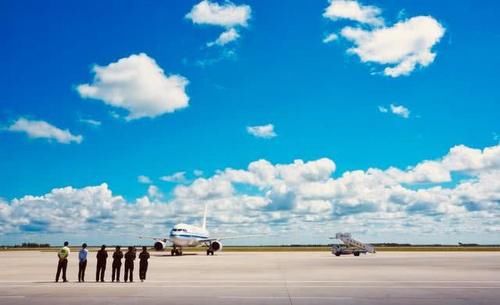 世界上最“冷清”的机场，每天只有一趟航班，飞机起飞就下班！