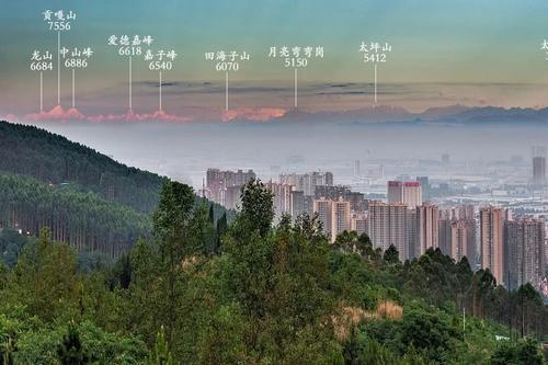 四川这个城市被誉为烟火人间三千年,平原沃野千里,自古富足丰饶