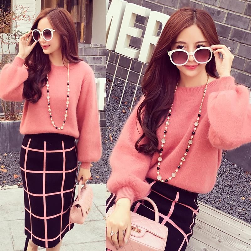 今年的新款貂绒毛衣火翻了，比皮草还洋气，显瘦减龄，谁穿谁美嫩