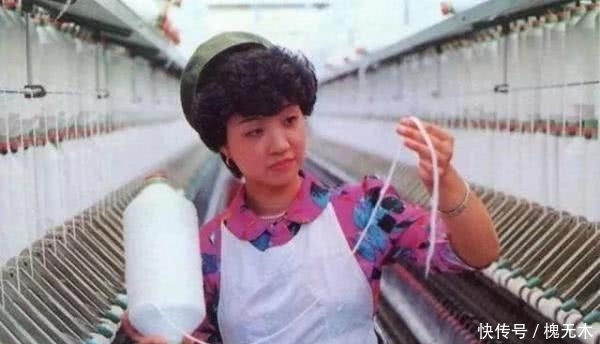  国营@老照片: 80年代的大型国营工厂, 曾经最红火的“铁饭碗”单