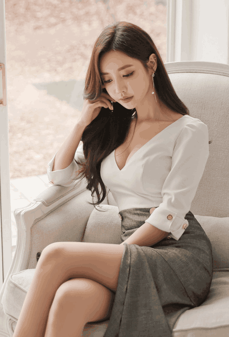 街拍：不规则包臀裙, 让你走路优雅自信