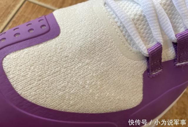 鞋面:全掌类boost,足弓大碳板,范弗里特上脚的狙击一代你期待吗