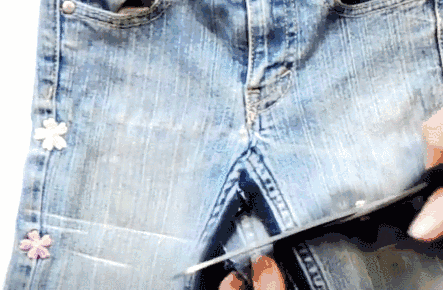 旧牛仔裤这样穿贵10倍，凉快还时髦，走在街上人人瞧！