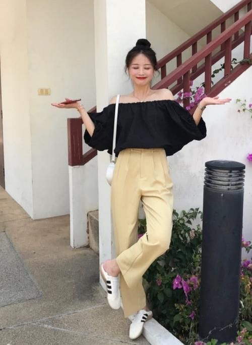  『好看』扔掉厚底鞋吧！最近火了能360度“旋转”的薄底鞋，舒服又洋气