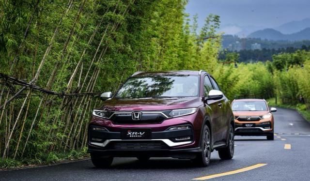  『欧蓝德』15万元落地的SUV，这几款日系省油还空间大