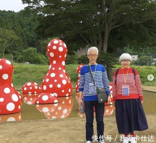  条纹格■日本这一对老年夫妇的“时尚穿搭”素雅简约，穿出精致