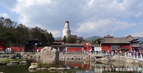 五台山“尼姑”越来越多,究竟是干什么的?驴友:目标是游客!