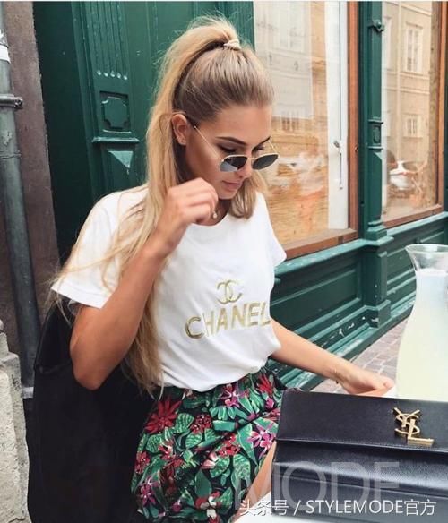 字母Tee这样搭，才时髦爆棚！