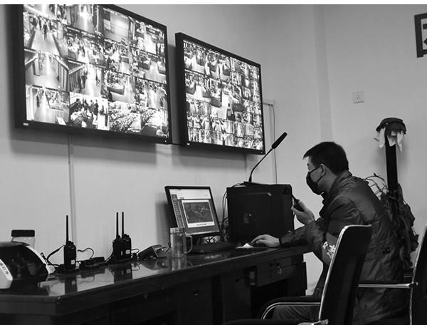  #投用#没戴口罩要被小喇叭喊话：合肥十几个菜市场投用未戴识别系统