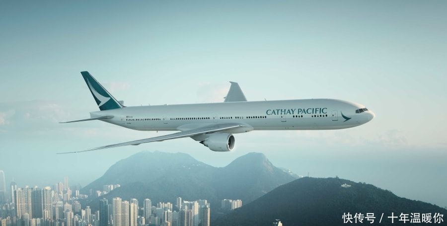 香港国泰航空承认飞机上安装有监视器 纪录乘客机上行为