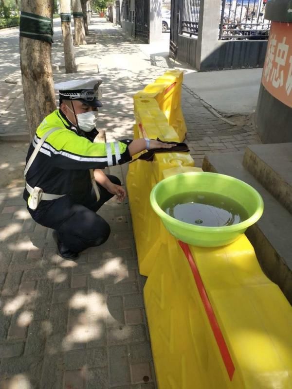  「办理」恢复窗口办理首日，石家庄裕翔南警务站为181人次办理交通违法业务