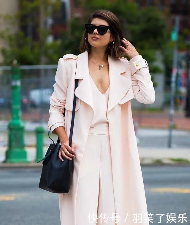 白色阔腿裤搭配什么上衣好看给你10套穿搭示范