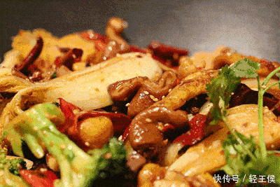 鲁菜中■来一口肥厚型爆油的山东省肥肠!hin美味!