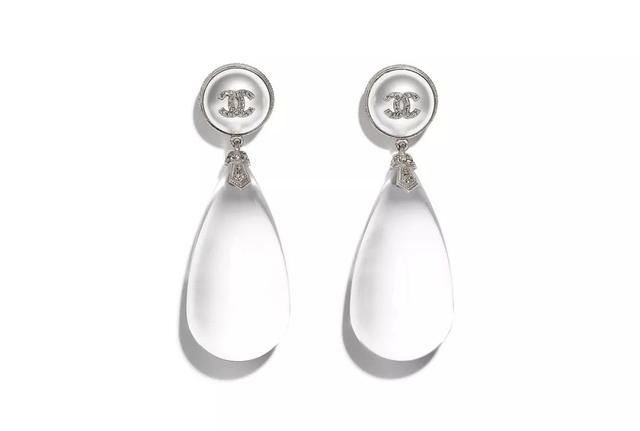 谁的小眼睛还没看过来，我的XXXL号耳环吸引不了你么?