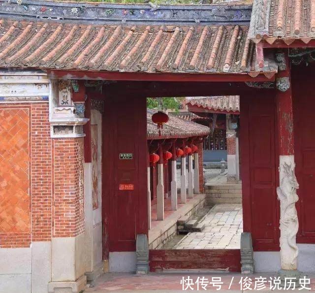 真正的历史古城,一条路上的古籍都要赶上故宫了