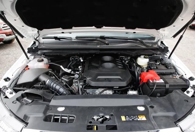  #七座SUV#还买啥普拉多？福特硬派越野升级，2.3T+10AT跑车动力，国六排放