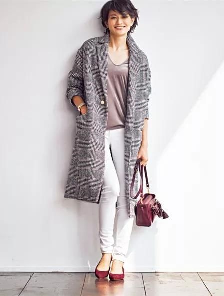 日本OL小姐姐超有气质的秋季白色穿搭，是时候学一下了！