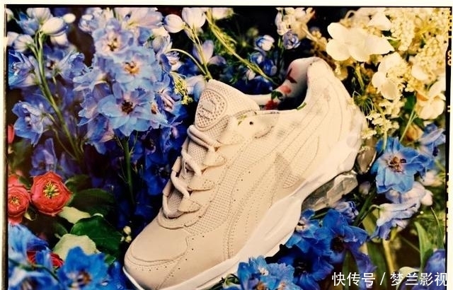 奶油:快把你烂大街的小白鞋扔了,仙女气质的奶油鞋不香吗?