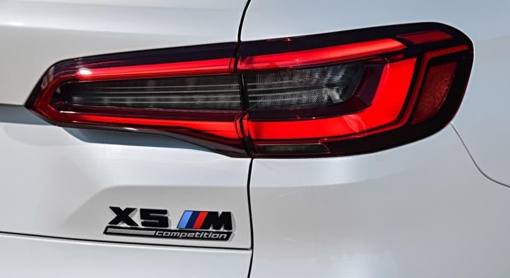  『SUV』3.8秒的大型豪华SUV：赏析2020款全新宝马X5竞赛版