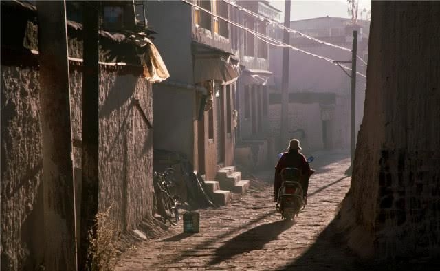  [土地]人口最少的省份：大部分面积无人可居，走十几公里都未能