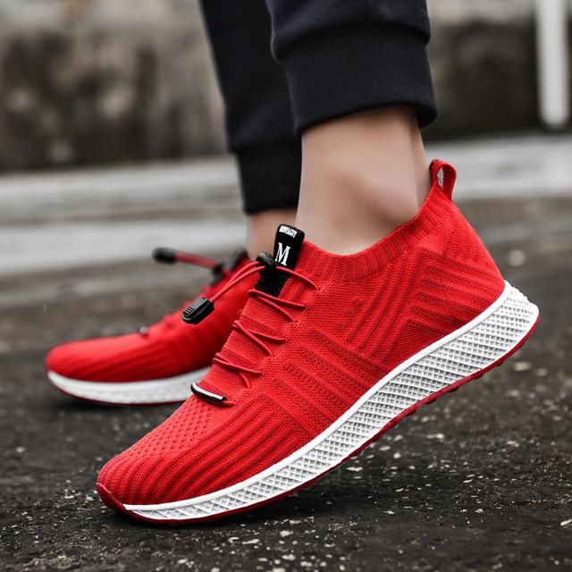 上班或聚会的男人,出门都穿这样的男鞋,从容大气没负担,贼帅气