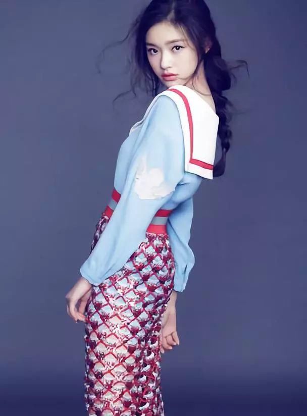 林允居然是个被演戏耽误的护肤达人!原来这样敷面膜才更有效!