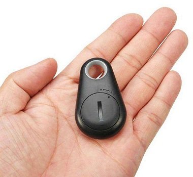 钥匙揣裤兜里?真难看!如今流行这样挂，时尚显眼又耐用