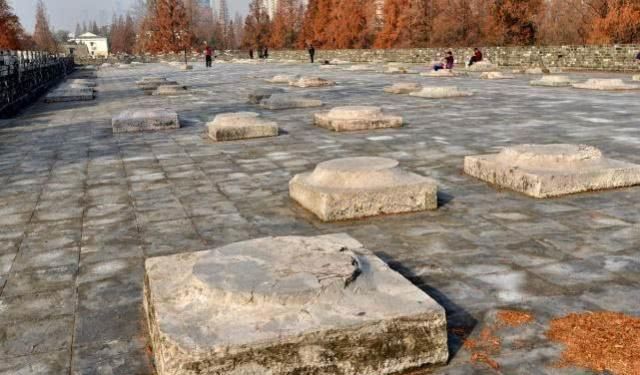 国内最无奈的故宫，曾经比北京故宫还要辉煌，如今却没什么游客!