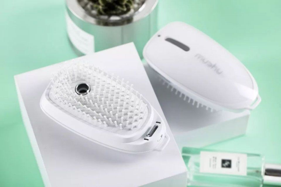 专治头发炸毛，自带按摩功能的保湿气垫梳