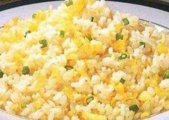  『米饭』在做鸡蛋炒饭之前加上这一步。米饭很清，味道很好