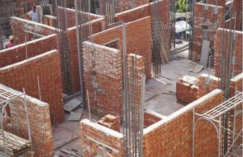  黏土砖@农村的红砖一直涨价，越禁止越贵？其实，农村并没有禁止