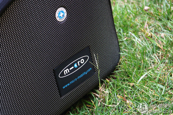 出门带娃手忙脚乱?这款行李箱还真是帮了大忙