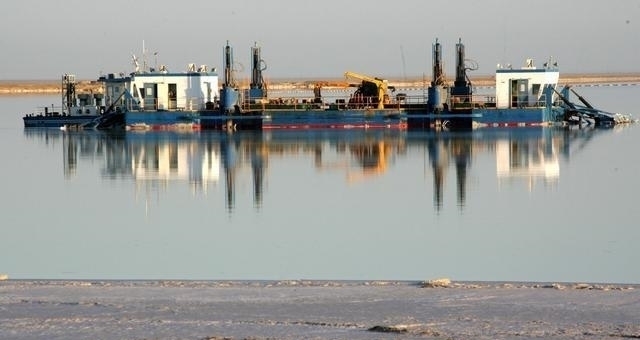  「干涸」新疆罗布泊死亡之海正在“复活”，干涸数十年后再现万