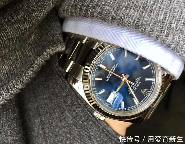 『百达翡丽』40岁的男人应该戴什么样的手表