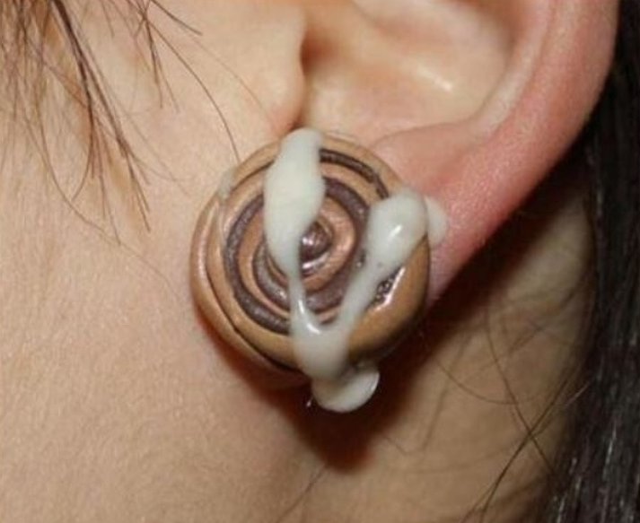 这些穿着，看了后只想说:够奇葩，够另类