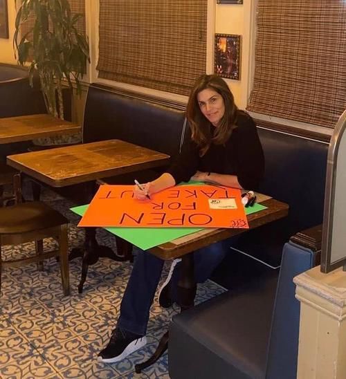  『裤衩』宅家也穿出仪式感！时尚达人居家日常，没有大裤衩只有好看自拍！