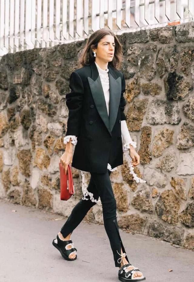 『臀部和大腿』大象腿穿什么都不好看,梨形身材该如何穿,才能扬长避短!