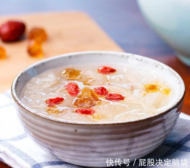  『没考好』惊蛰过后，这5种“天然玻尿酸”女人要常吃，美容养颜面如桃花