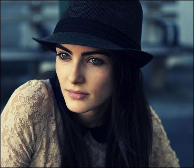 哥伦比亚超模世界杯赛场上的惊鸿一瞥 成最美女球迷