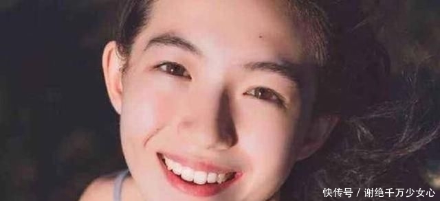  [恢复]巧用黄瓜加它敷脸，15天下来色斑淡化皱纹消失，皮肤恢复白嫩光泽