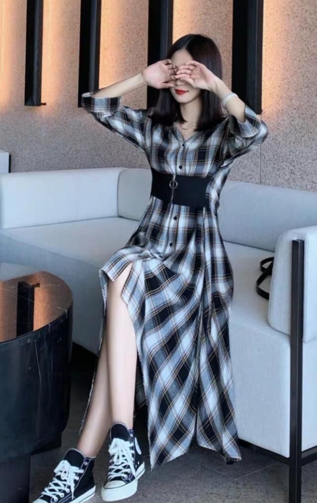  『模式』建议女生：春季穿“可盐可甜”的连衣裙，准能让你切换到女神模式