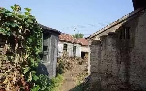 拆迁无证房屋没有补偿？告诉拆迁方，法庭见