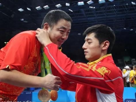 景甜辟谣传言，理由牵强引网友吐槽