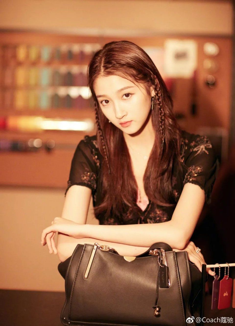 没错| 谁说关晓彤美感差?她最近的造型可是美到飘着仙气呢