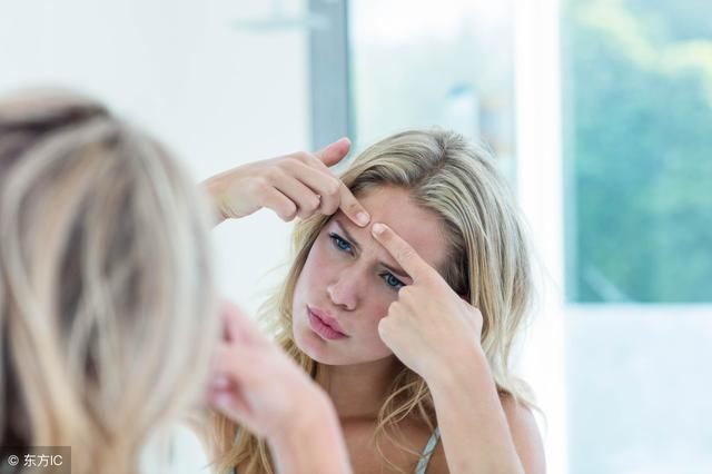 螨虫在脸上“称霸”,一旦有这4个现象别忽视,铭记3点能除螨!