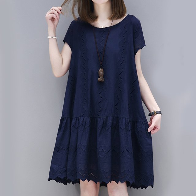 又发现一种高贵连衣裙，比T恤大气，比蕾丝更有面，气场十足