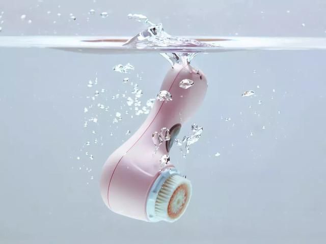 1分钟还你一张干干净净的脸，洁面仪的鼻祖了解一下！