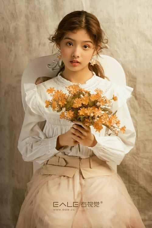 必收藏！百张女孩与花摄影作品！-右视觉十周年饕餮视觉盛宴。