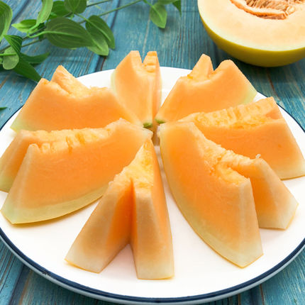 ins超火男士夏款九分裤:宽松舒适不紧绷，藏肉显瘦