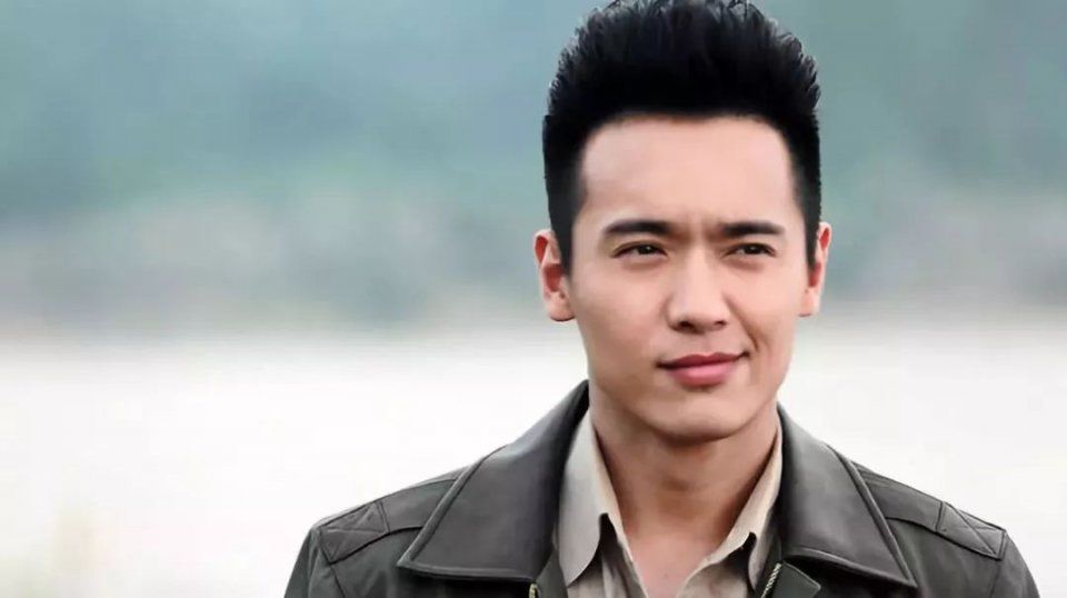 杨幂粉丝人肉网友?范冰冰电影再遭下架?柯震东被人民日报点名批评